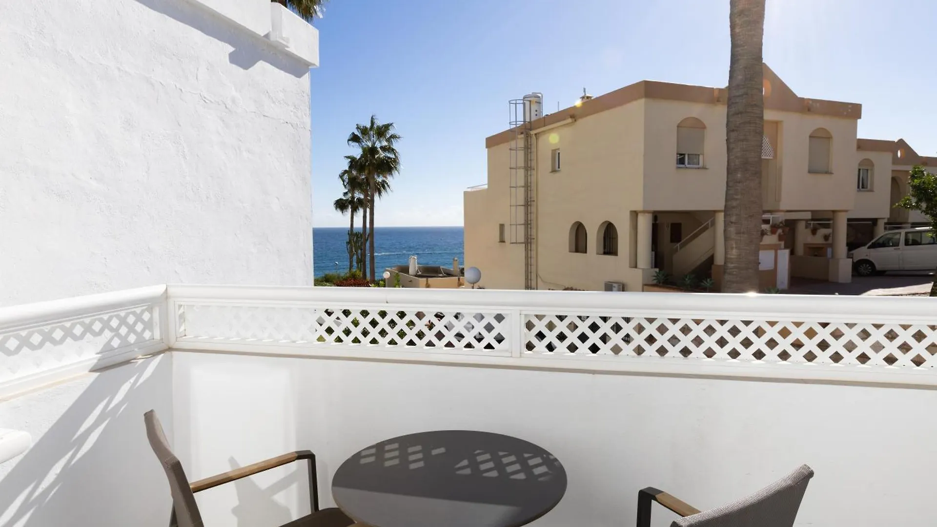 Ramada Hotel & Suites By Wyndham Costa Del Sol 푸엔히롤라 아파트호텔