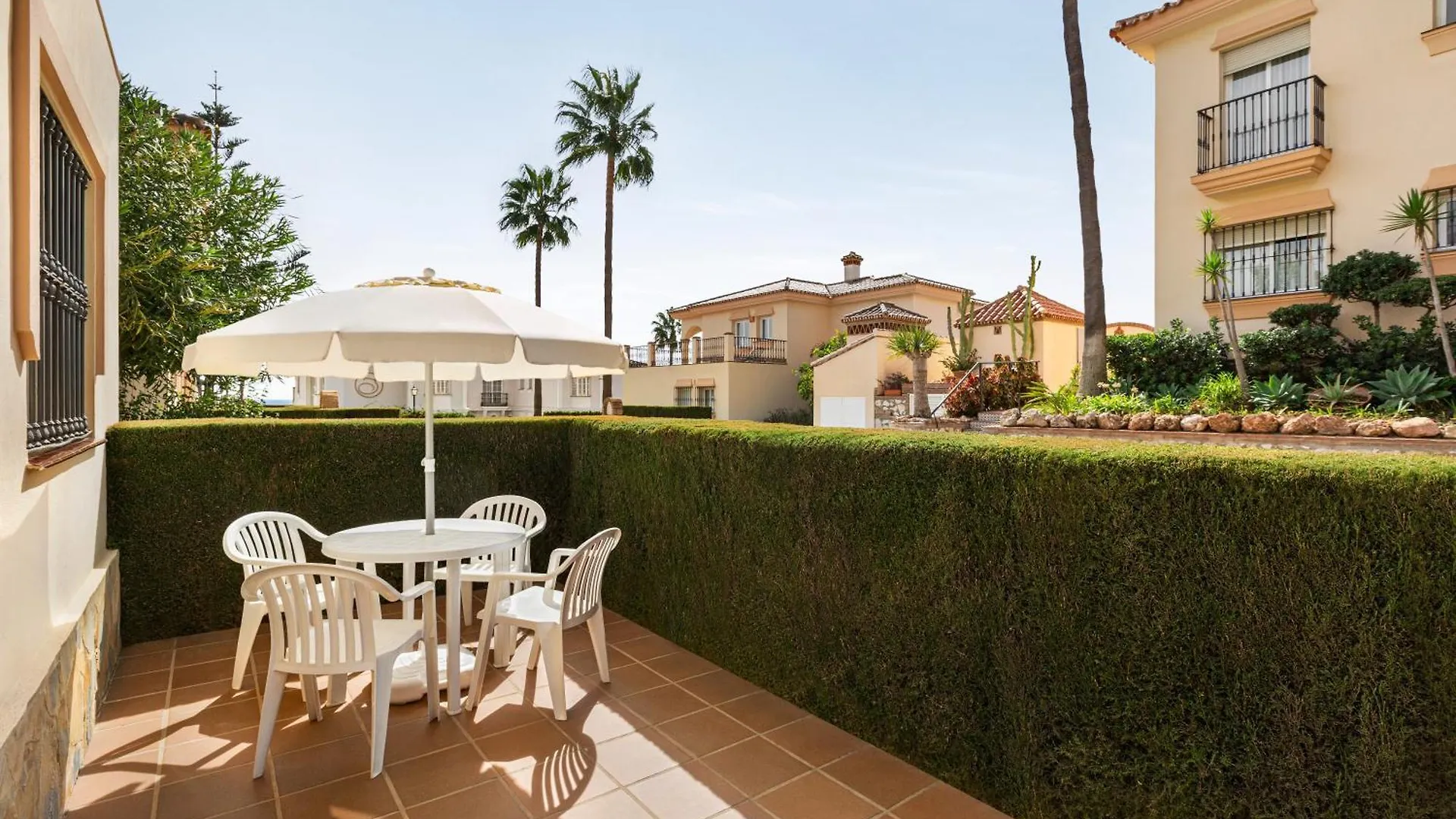 Ramada Hotel & Suites By Wyndham Costa Del Sol 푸엔히롤라 아파트호텔