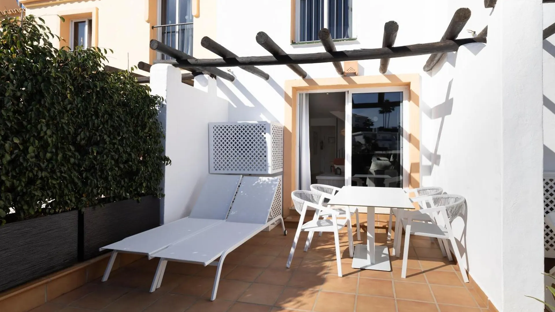 Ramada Hotel & Suites By Wyndham Costa Del Sol Fuengirola
