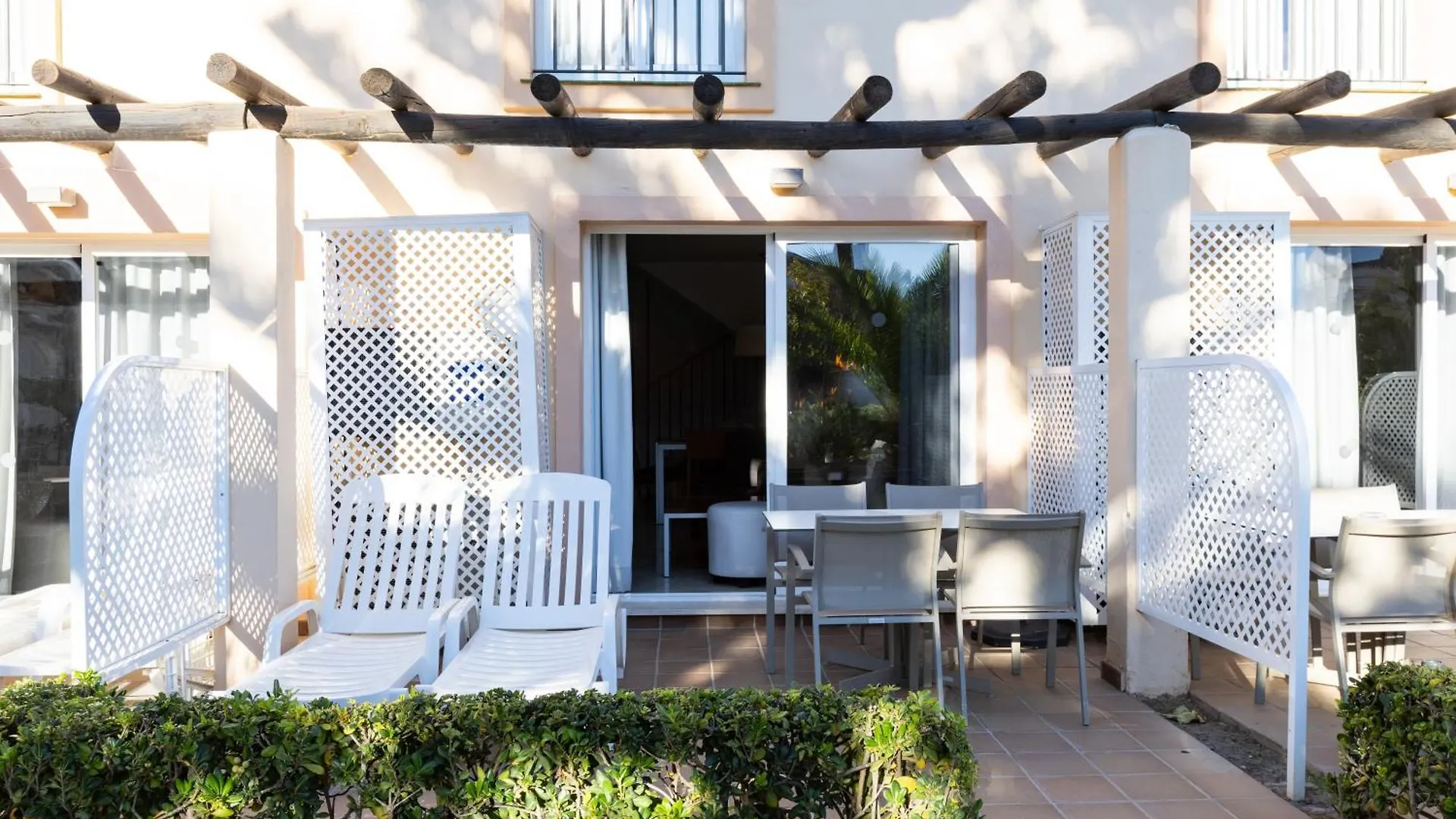 Ramada Hotel & Suites By Wyndham Costa Del Sol Fuengirola