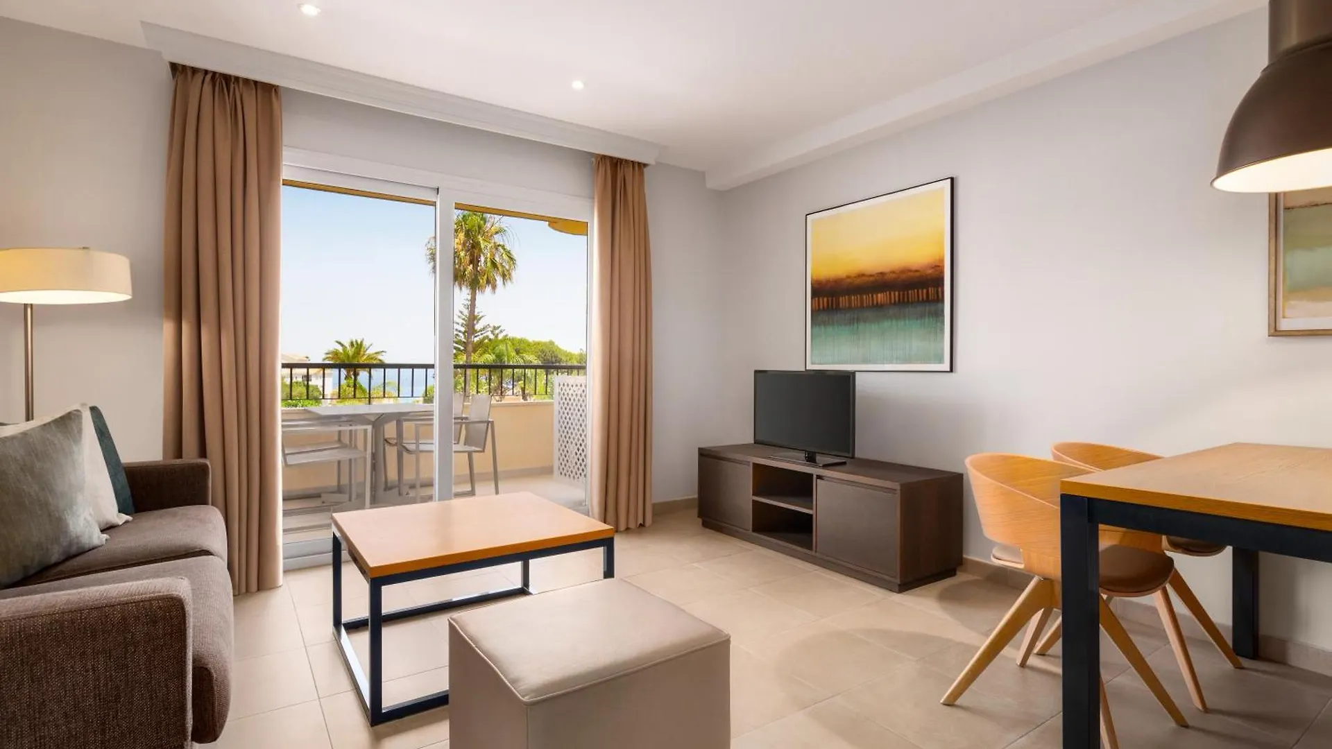 Ramada Hotel & Suites By Wyndham Costa Del Sol Fuengirola 3*,  Spanien
