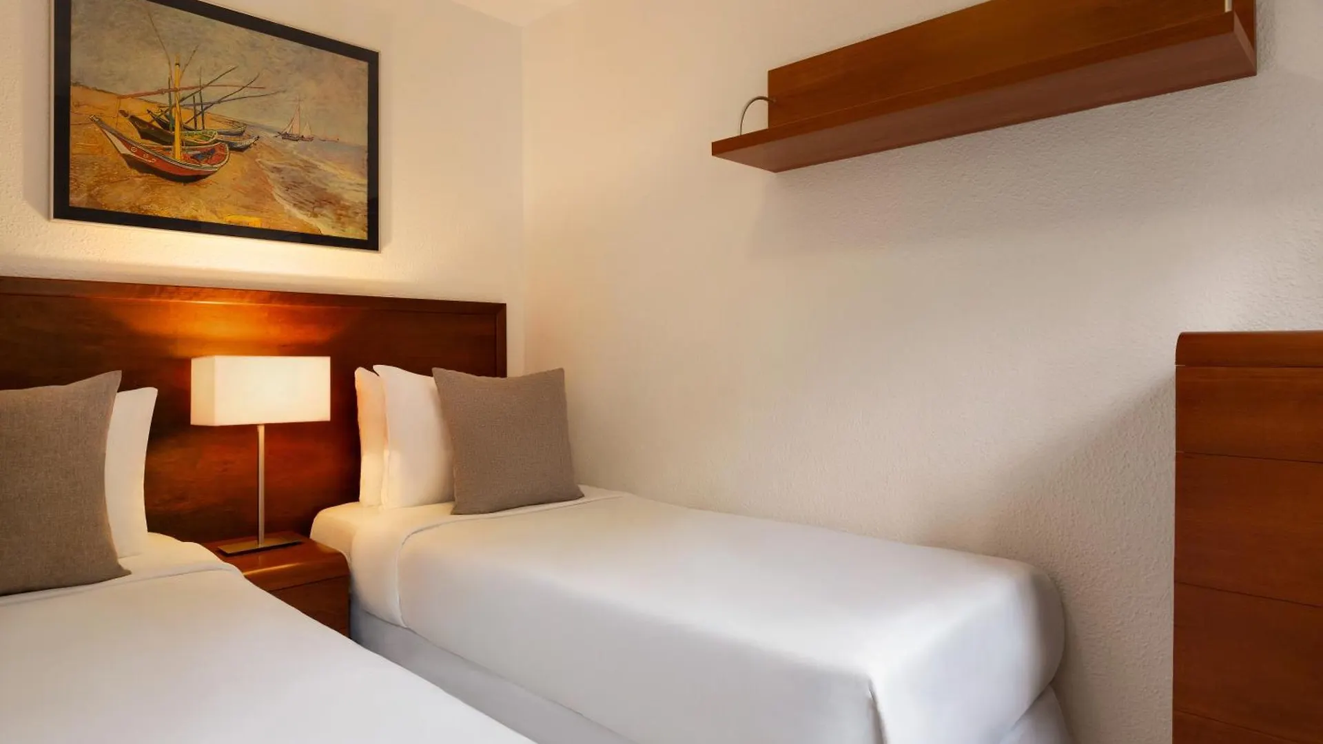 Aparthotel Ramada Hotel & Suites By Wyndham Costa Del Sol Fuengirola