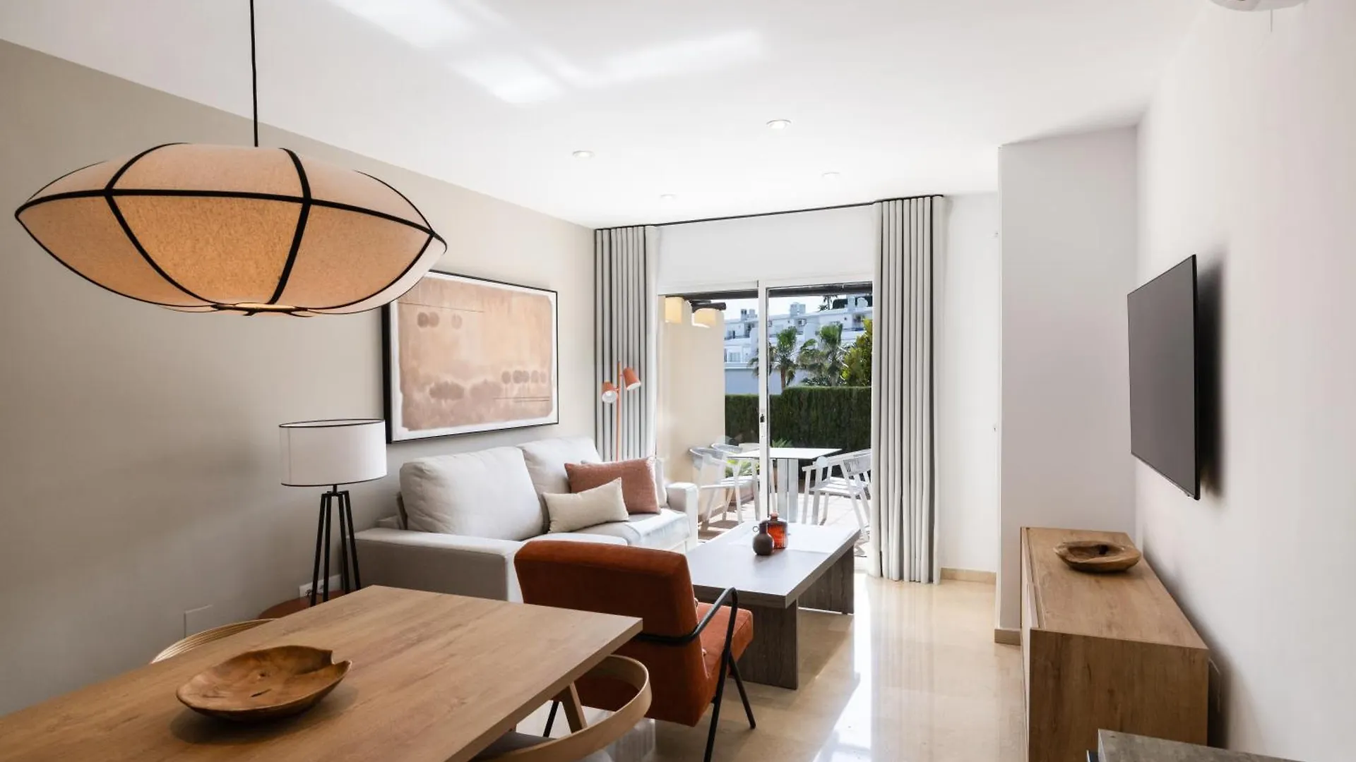 Ramada Hotel & Suites By Wyndham Costa Del Sol Fuengirola Aparthotel